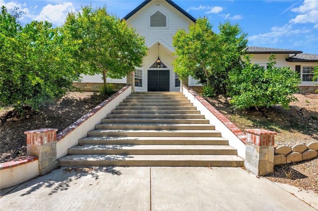 42761 Juniper