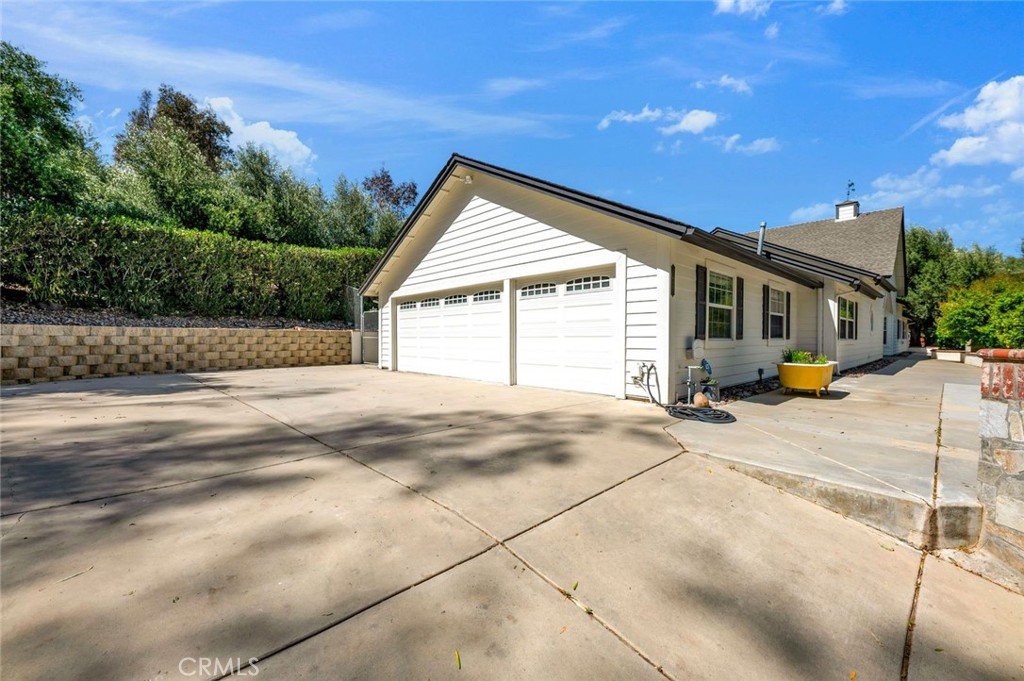 42761 Juniper