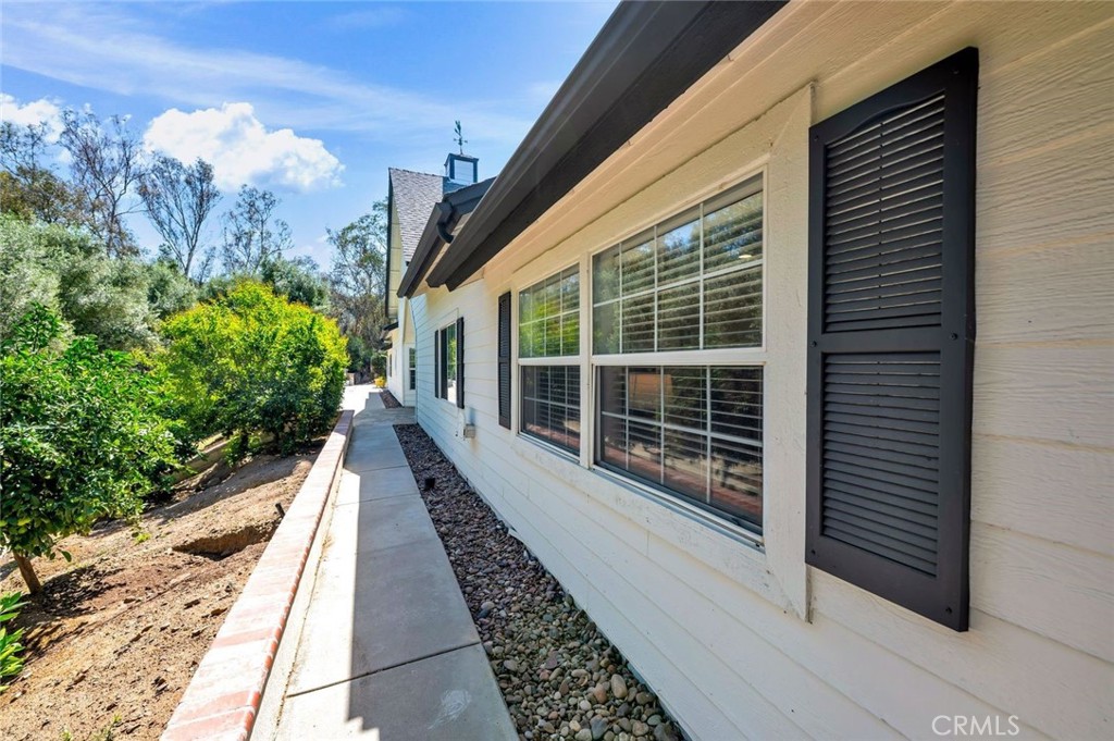 42761 Juniper