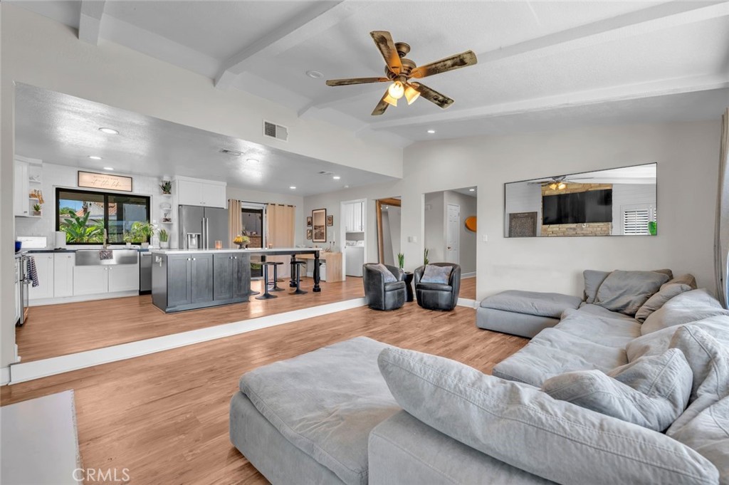22511 Pin Tail Drive