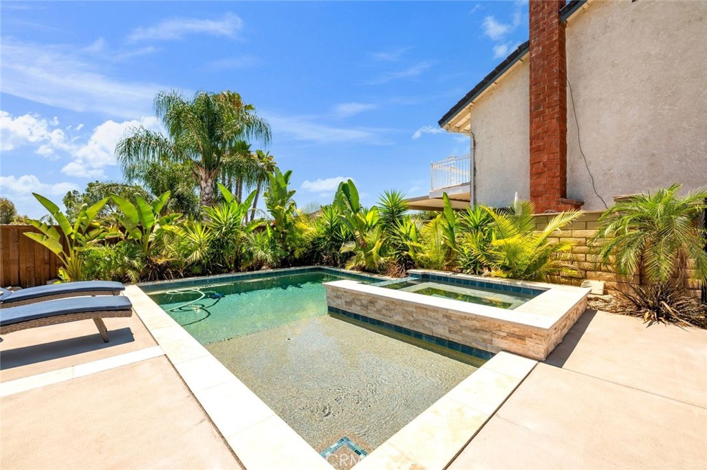 22511 Pin Tail Drive