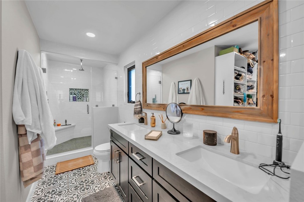 22511 Pin Tail Drive