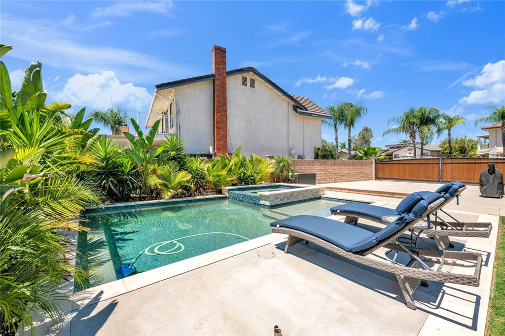 22511 Pin Tail Drive