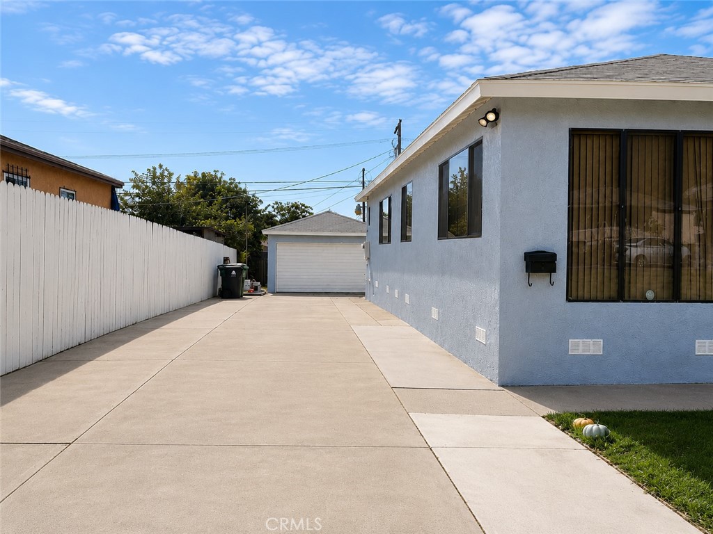 4206 Hatfield