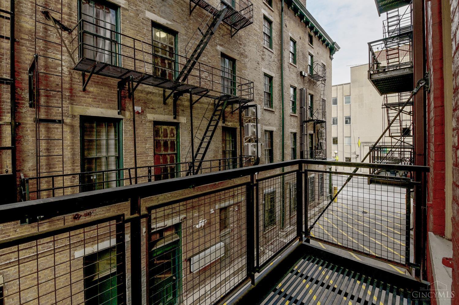 621 Main Street 2B