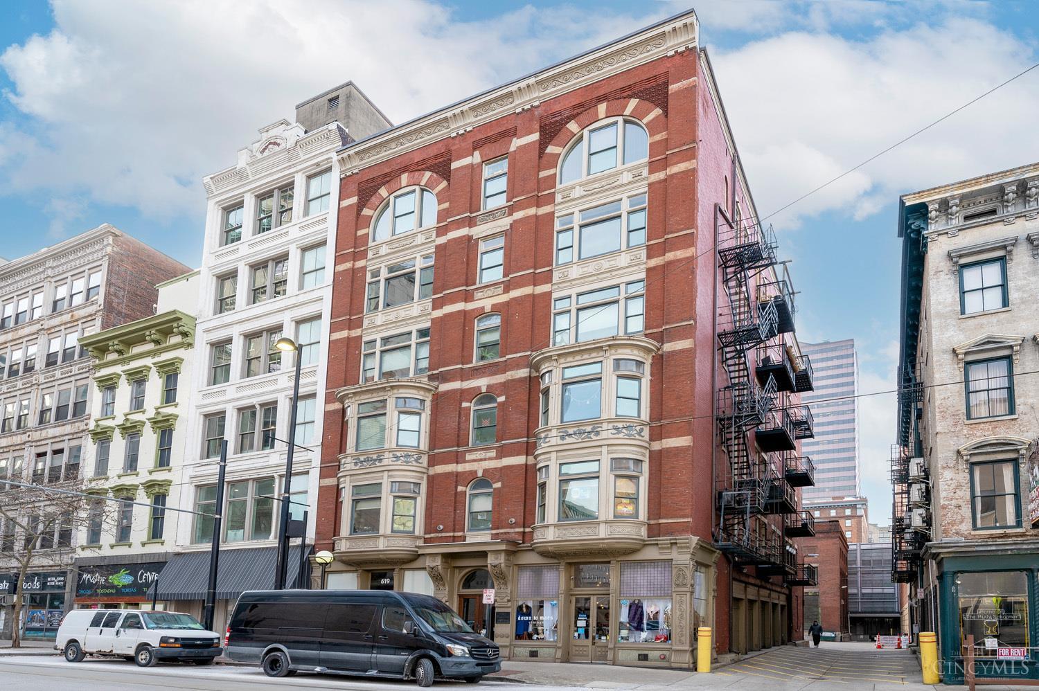 621 Main Street 2B