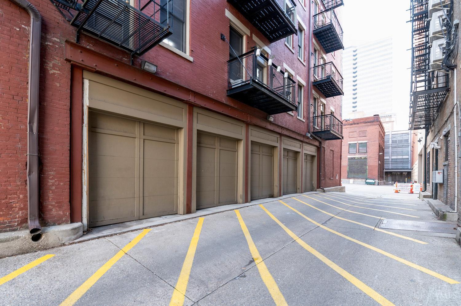 621 Main Street 2B