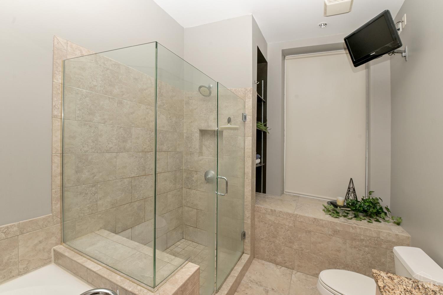 621 Main Street 2B