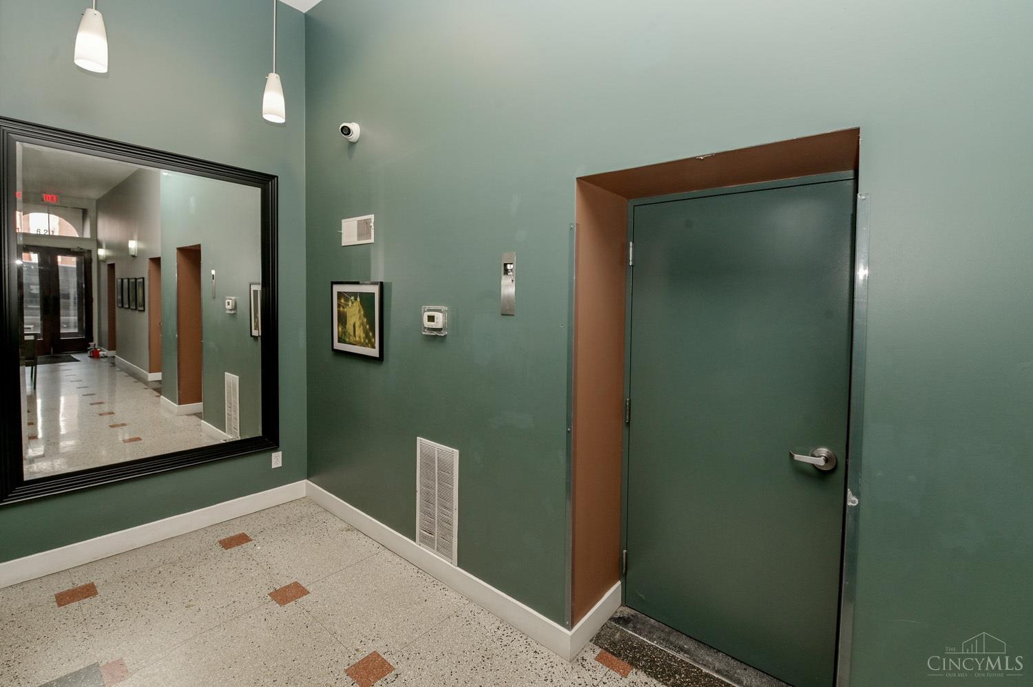 621 Main Street 2B
