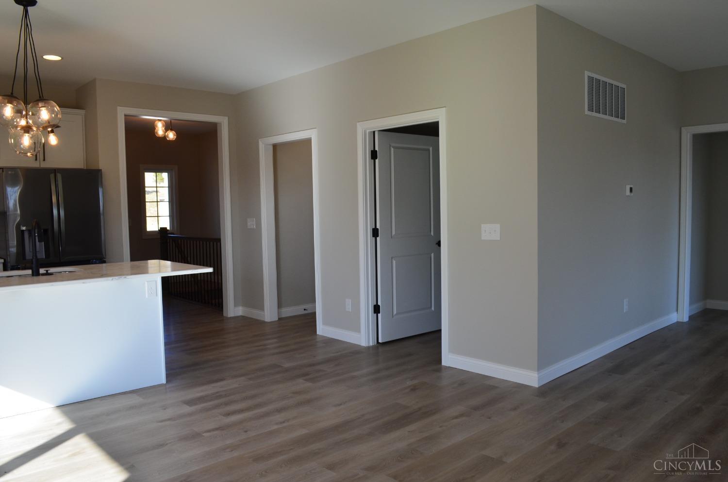 4 Peregrine Way