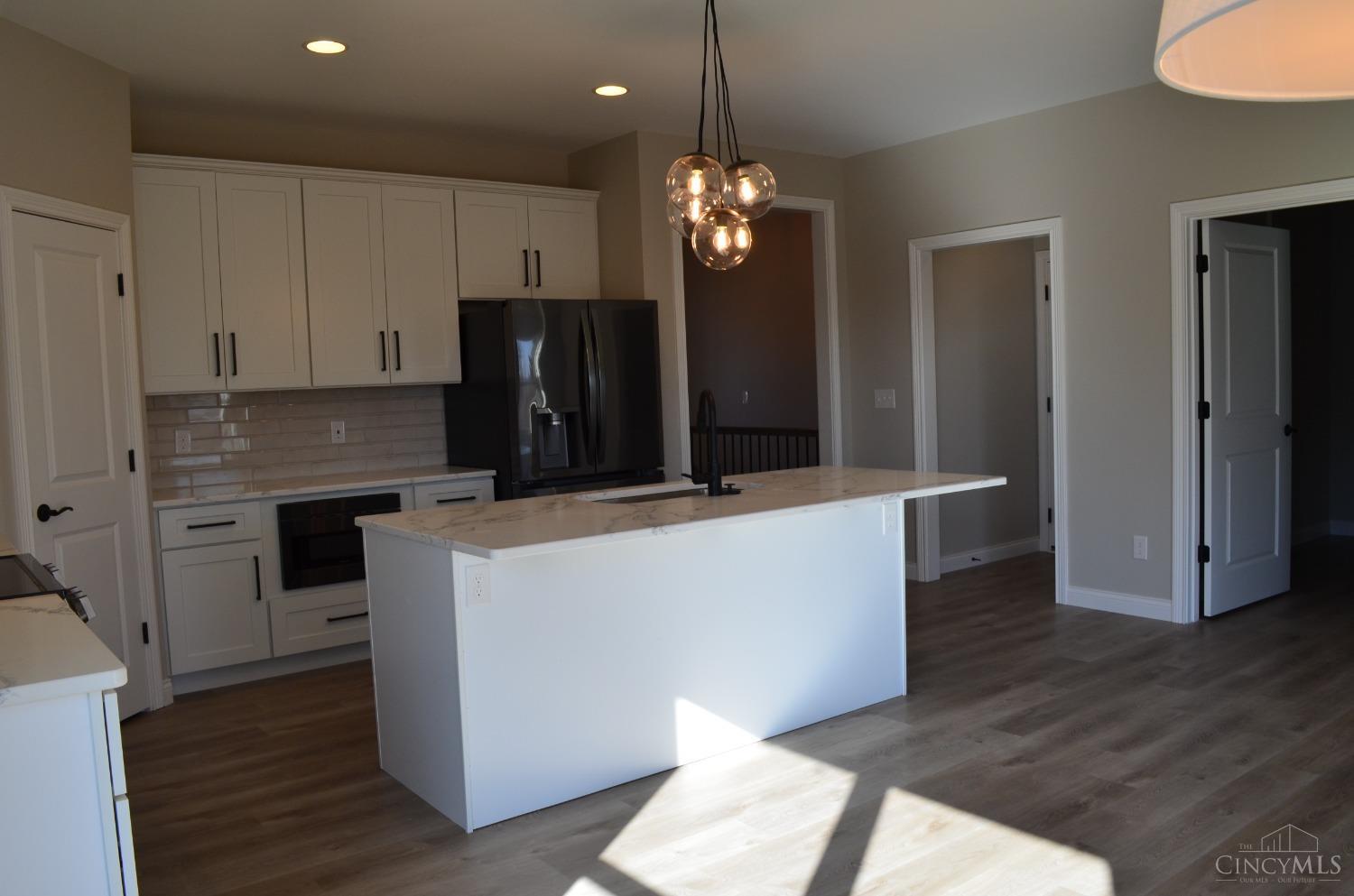 4 Peregrine Way