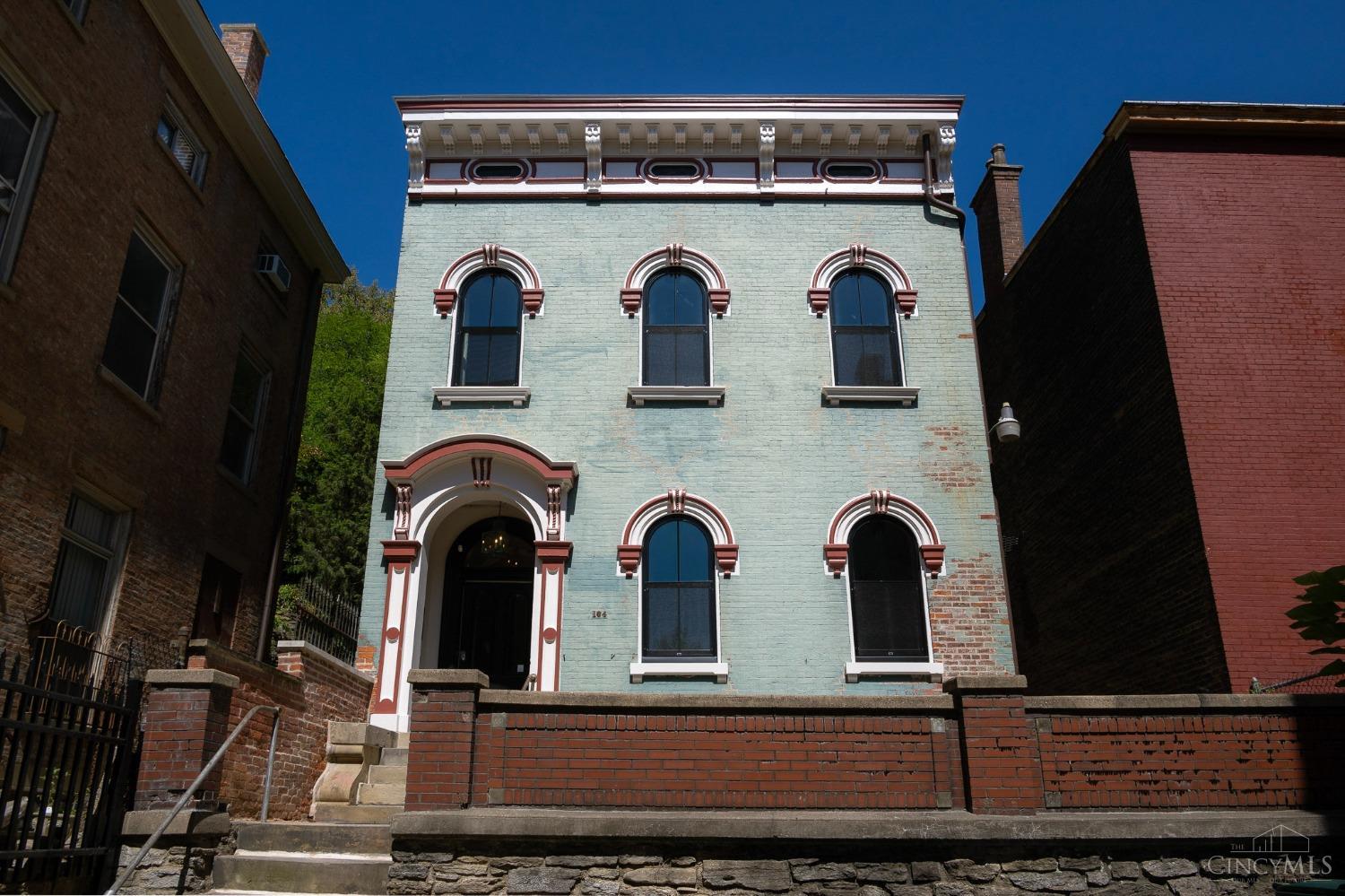 104 Clifton Avenue