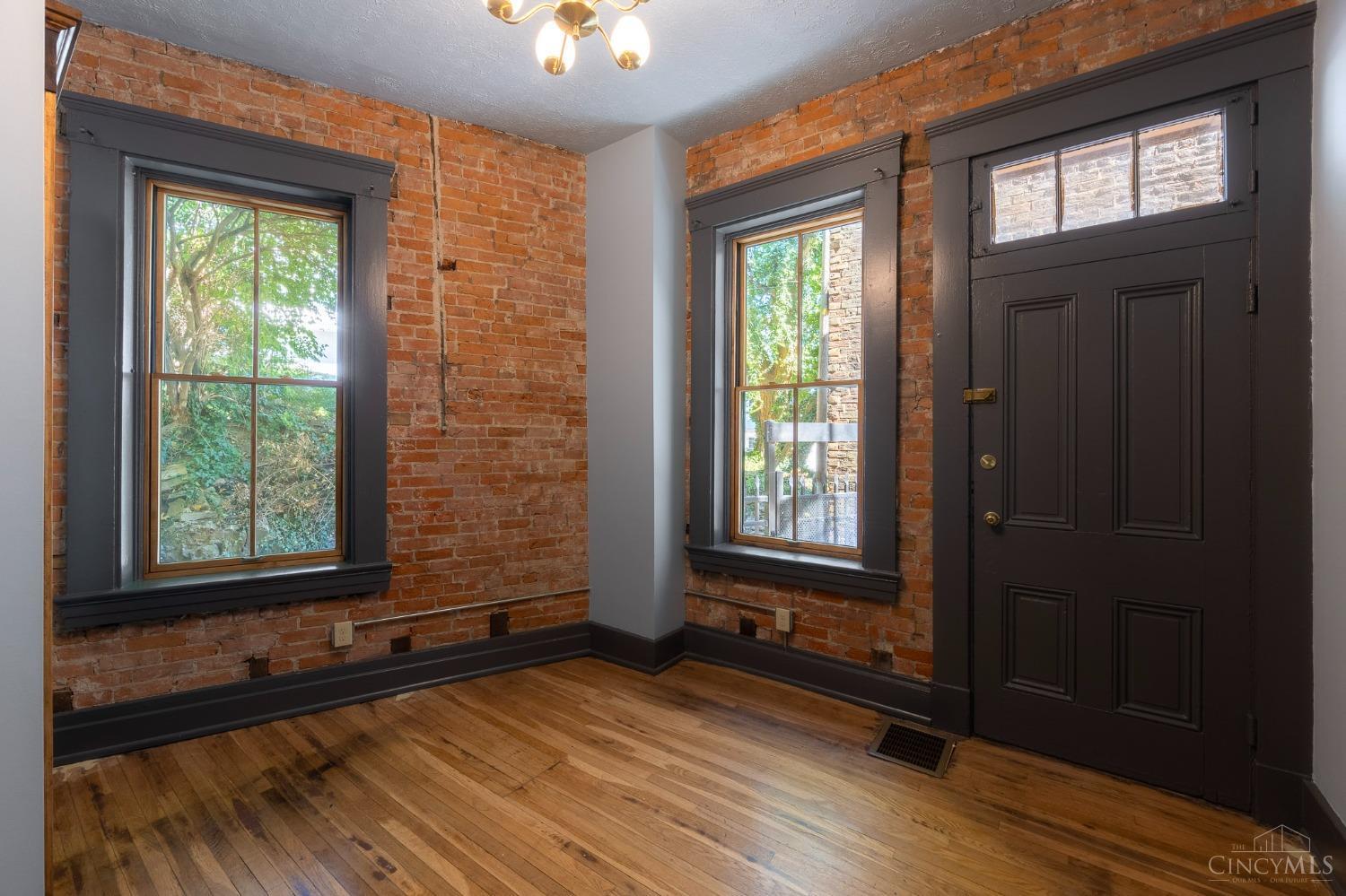 104 Clifton Avenue