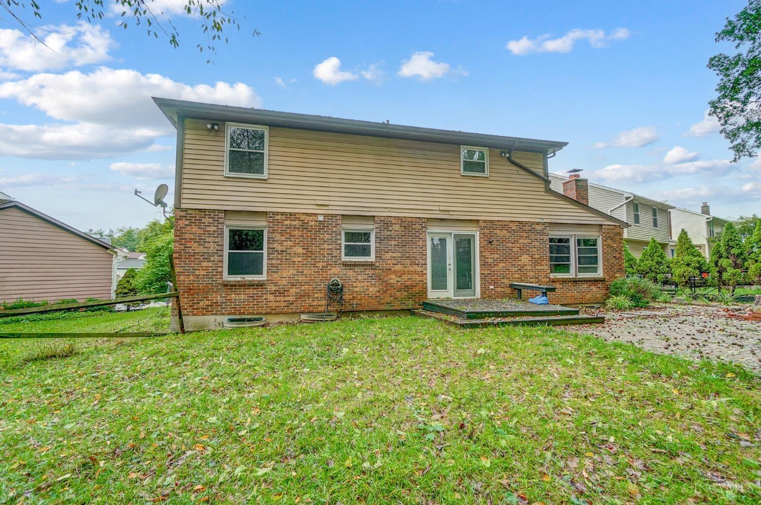 650 Woodvalley Lane