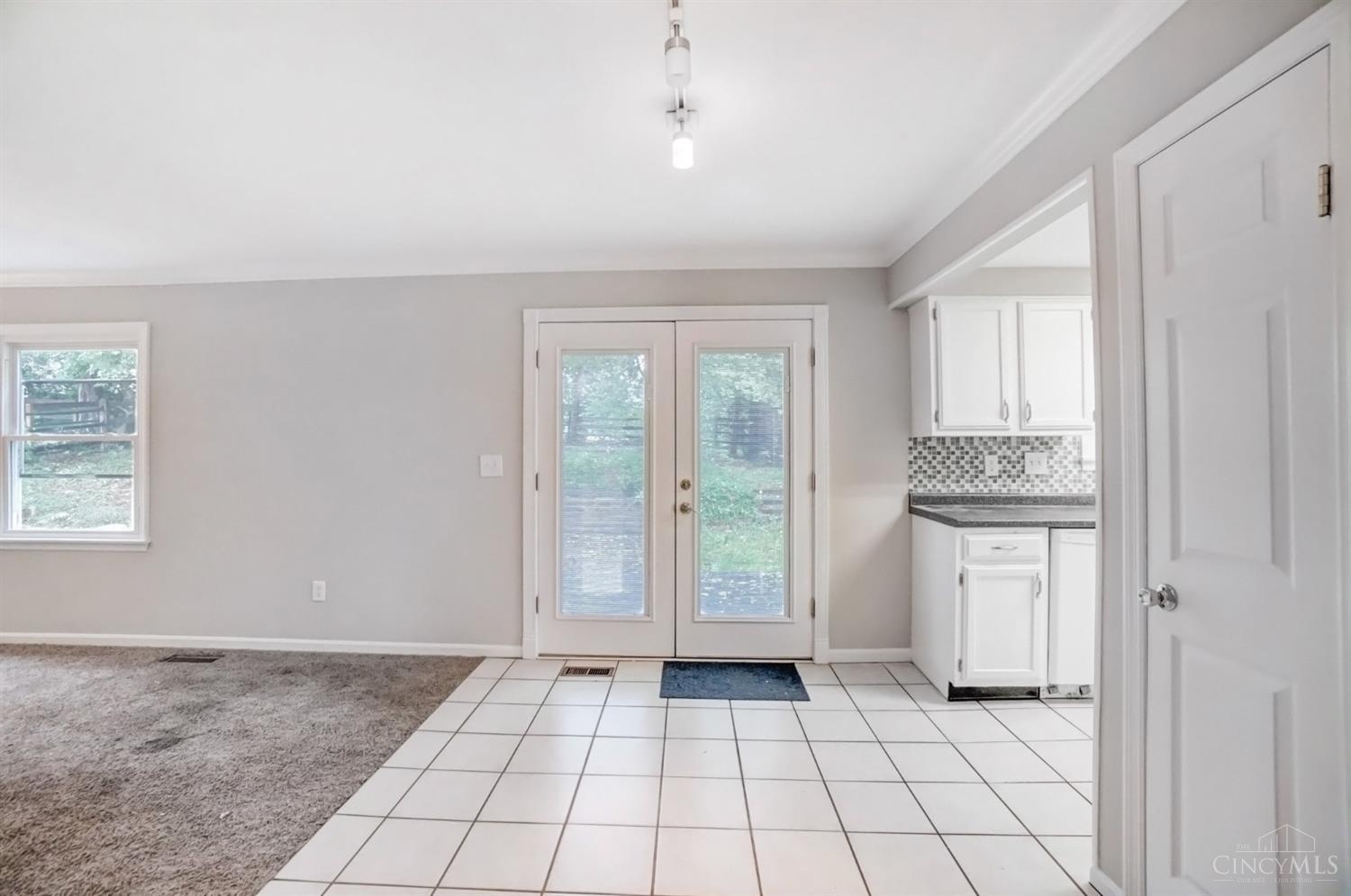 650 Woodvalley Lane