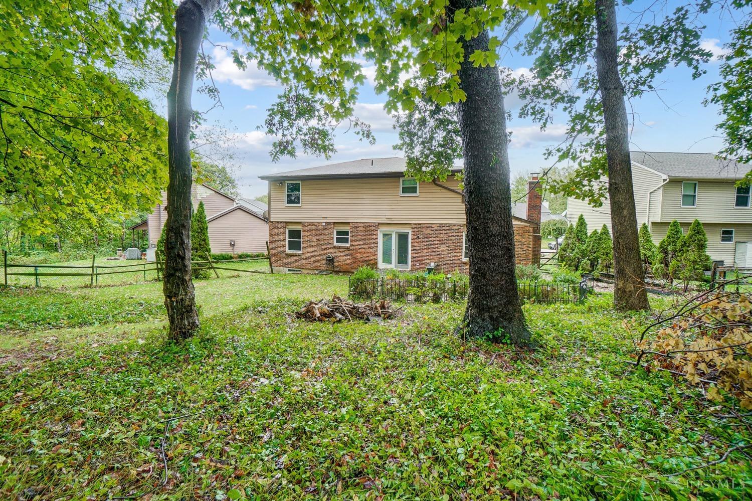 650 Woodvalley Lane