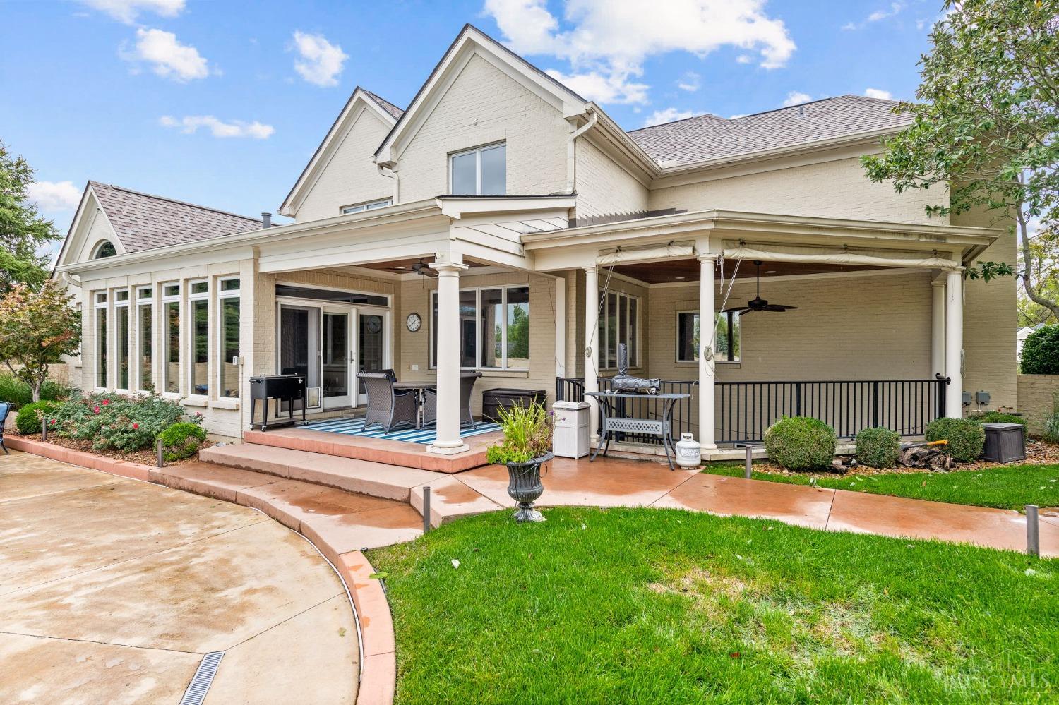 274 Vista Ridge Drive