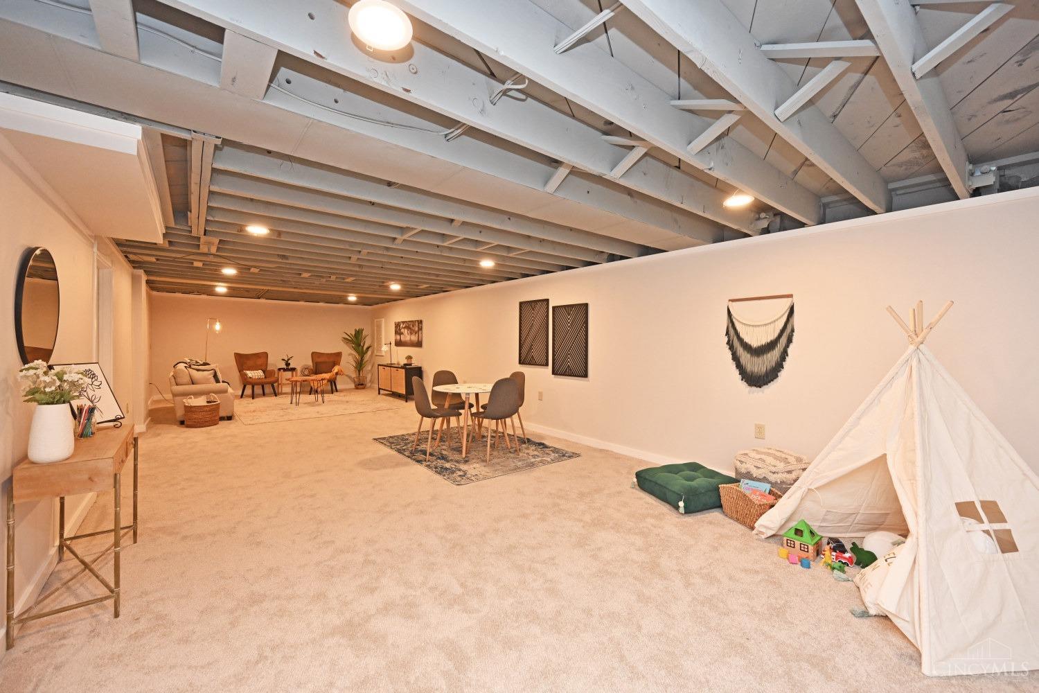 600 Brantner Lane