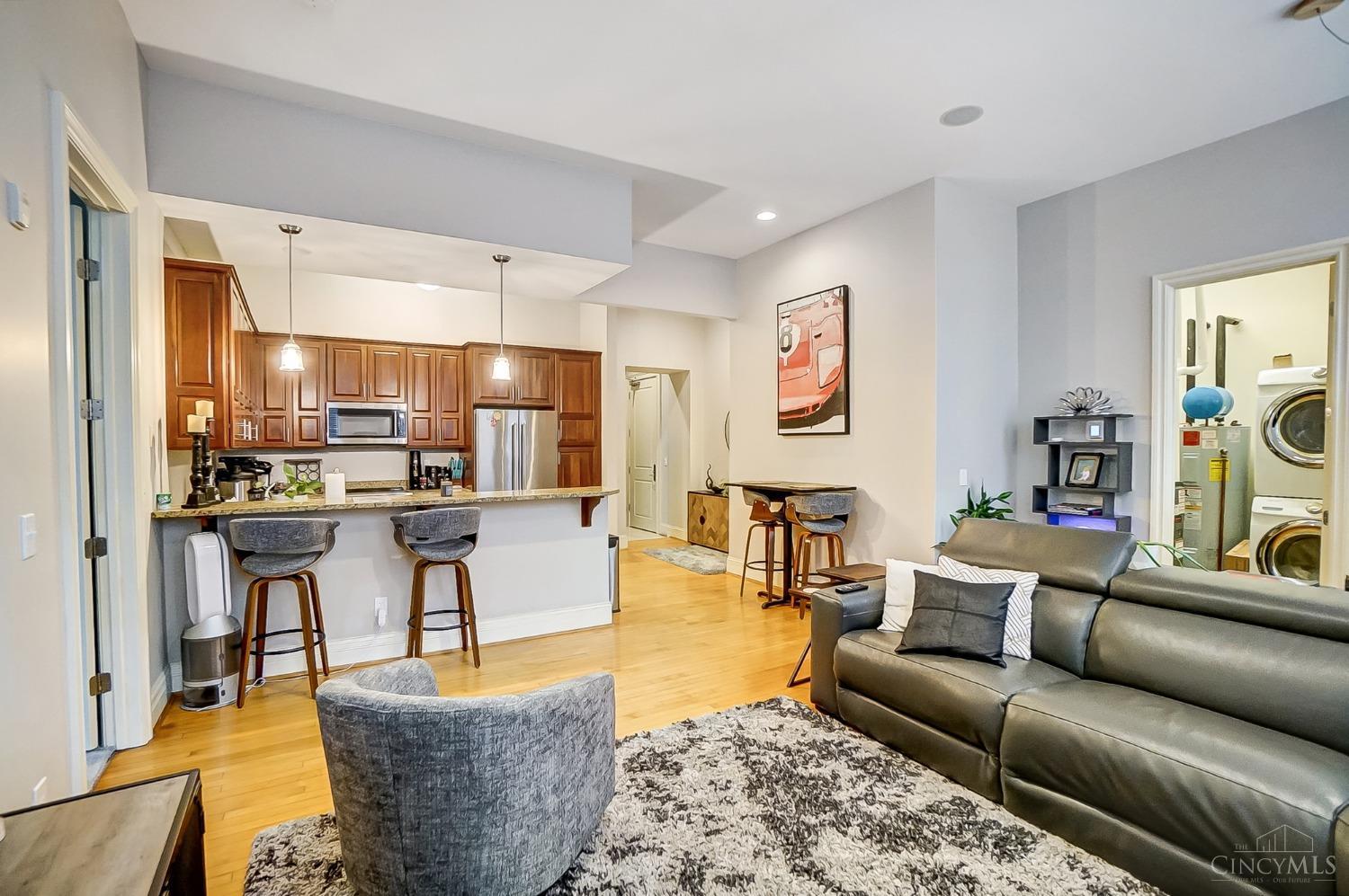 1125 St Gregory Street 302