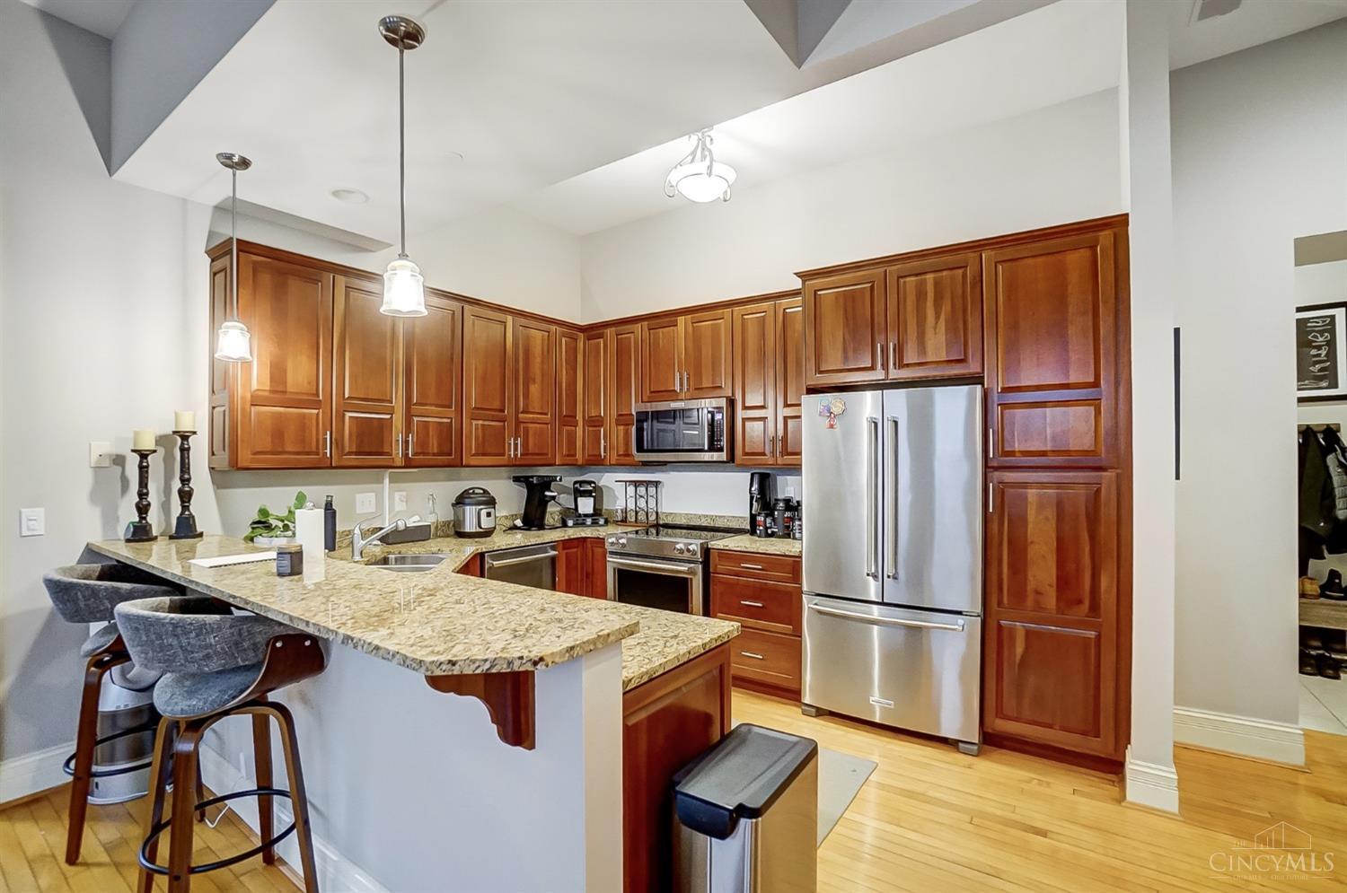 1125 St Gregory Street 302