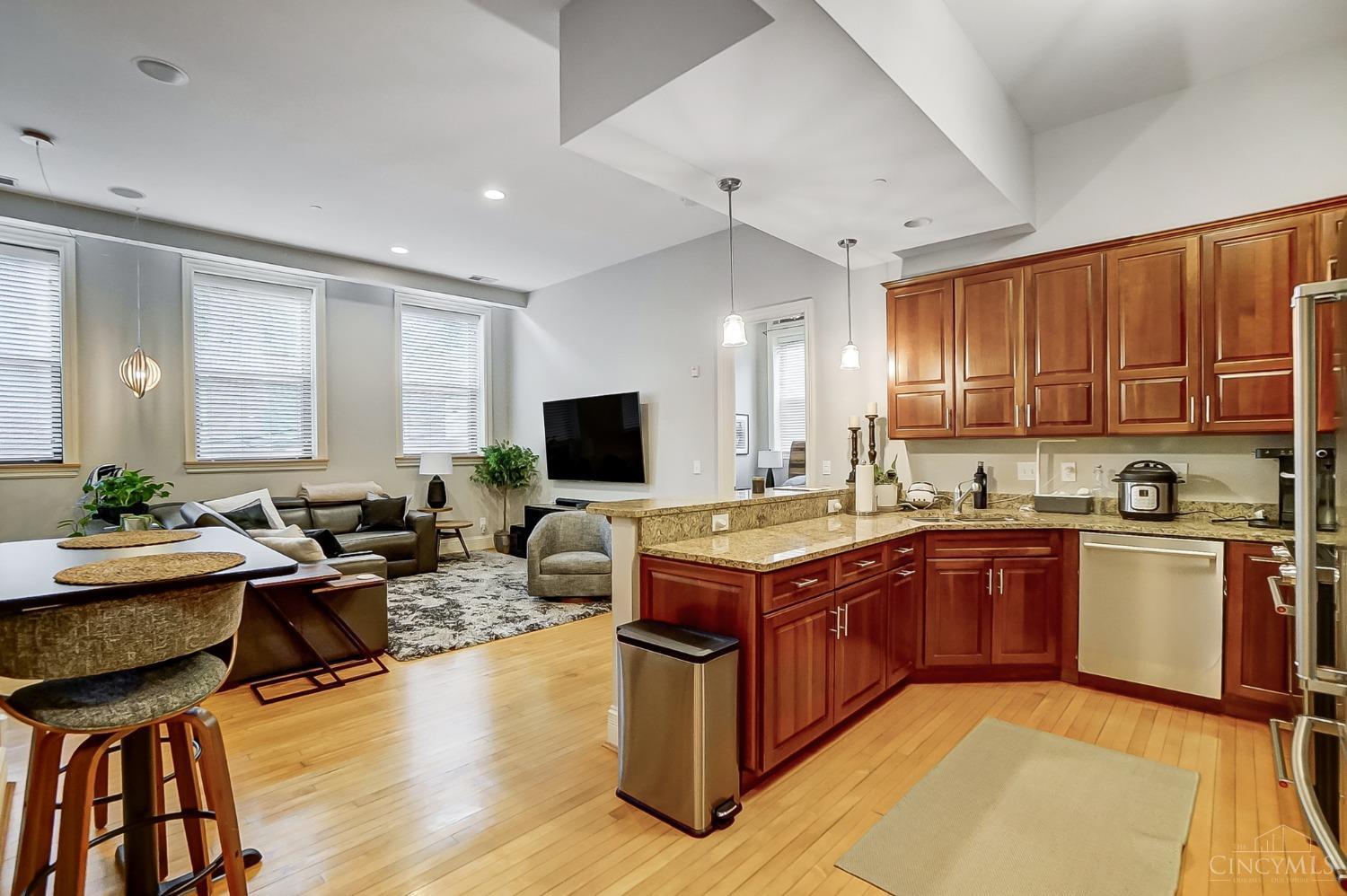 1125 St Gregory Street 302