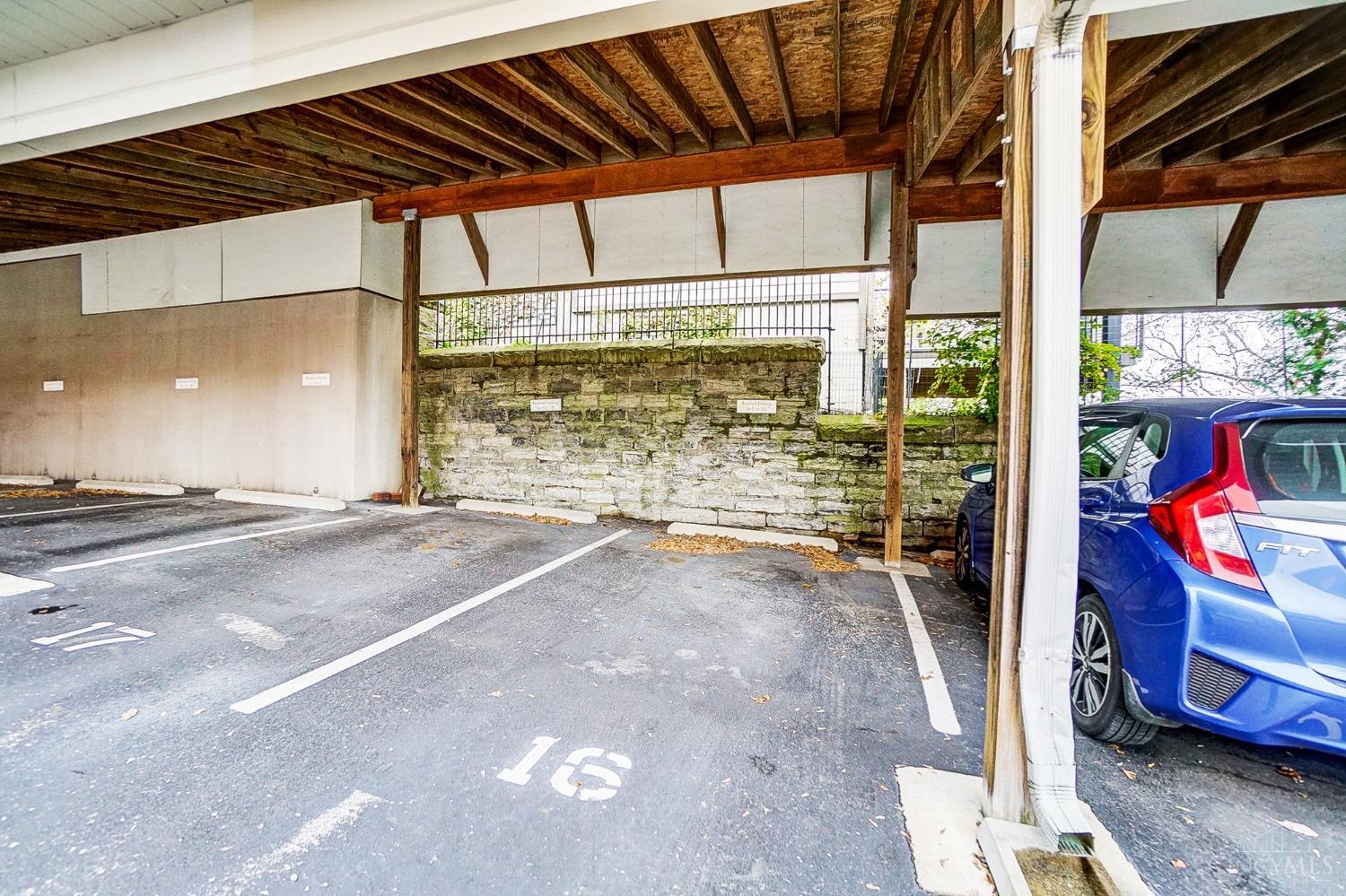 1125 St Gregory Street 302