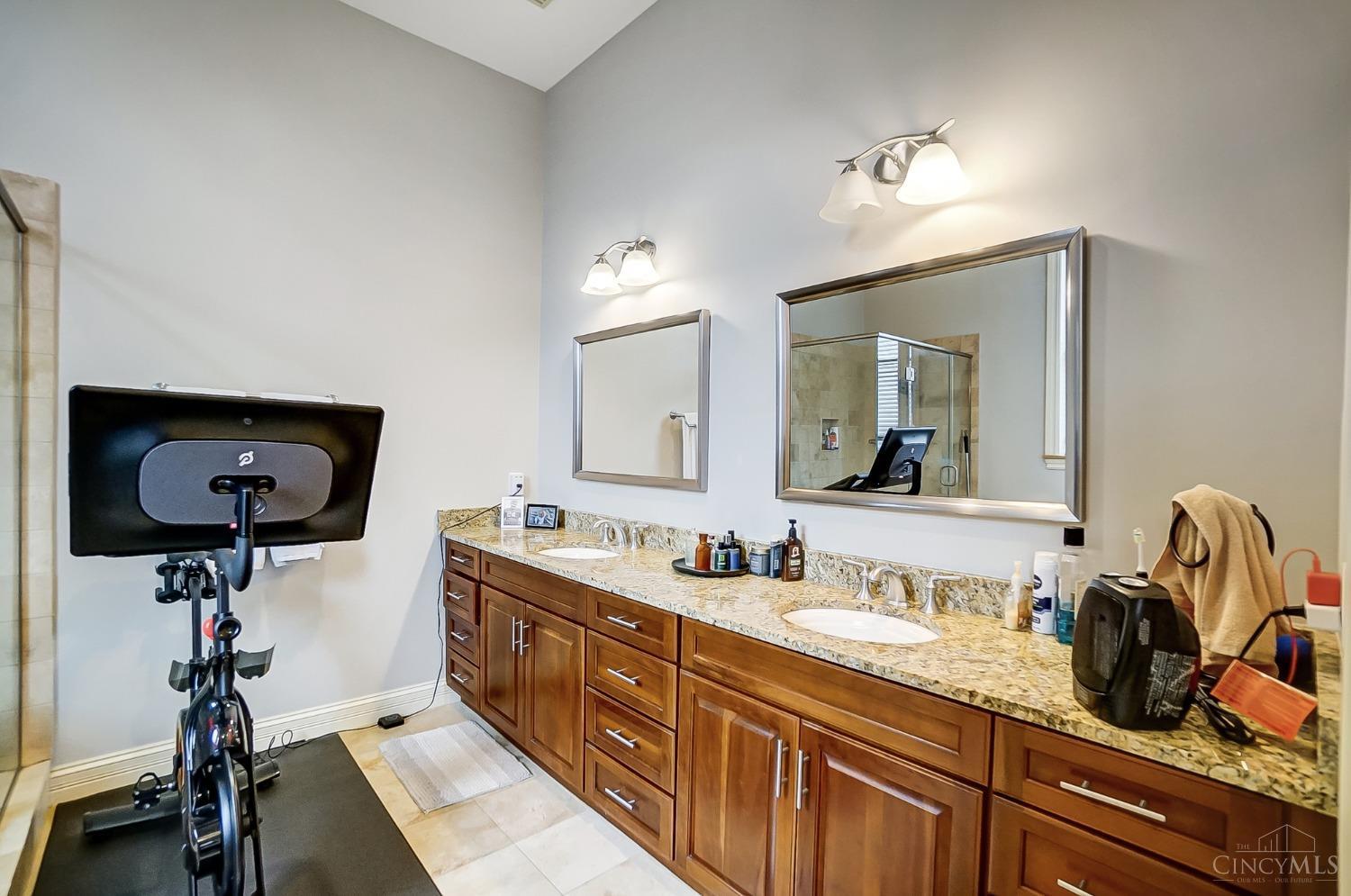 1125 St Gregory Street 302