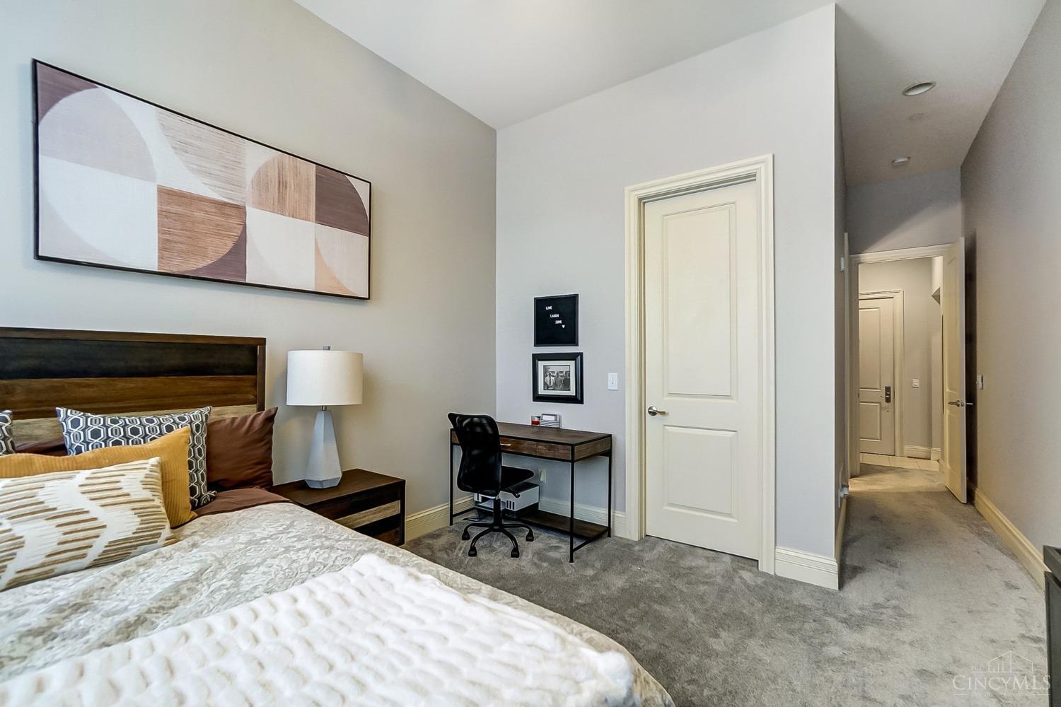 1125 St Gregory Street 302