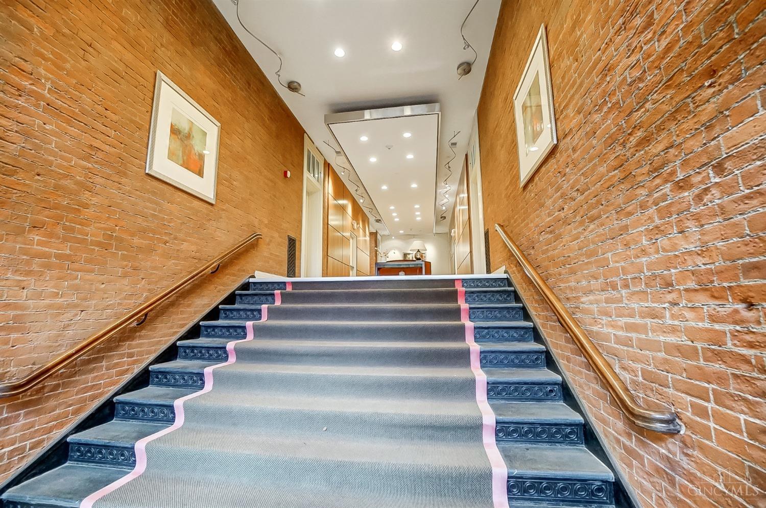1125 St Gregory Street 302