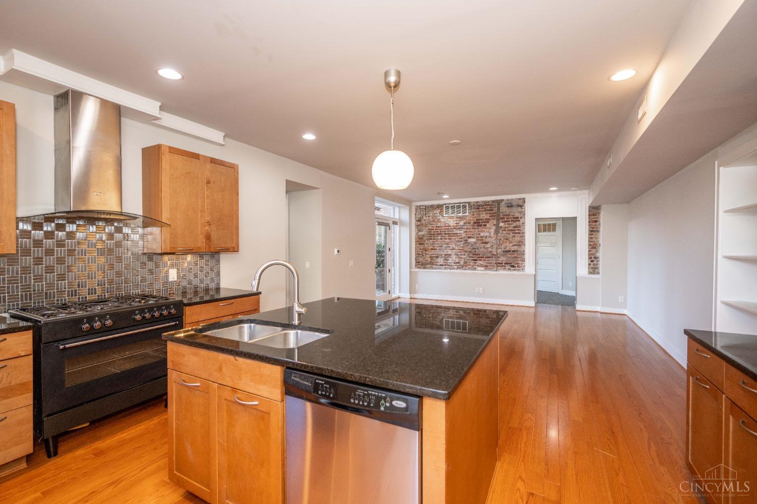 2356 Park Avenue 105
