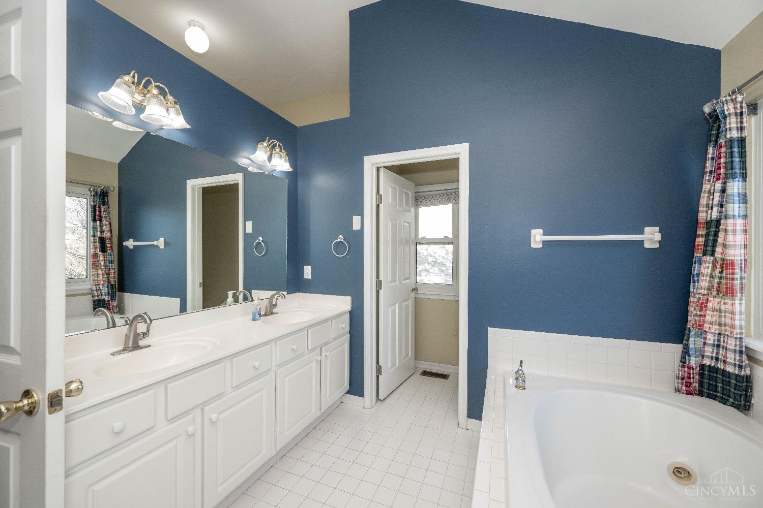 2576 Arborwood Drive