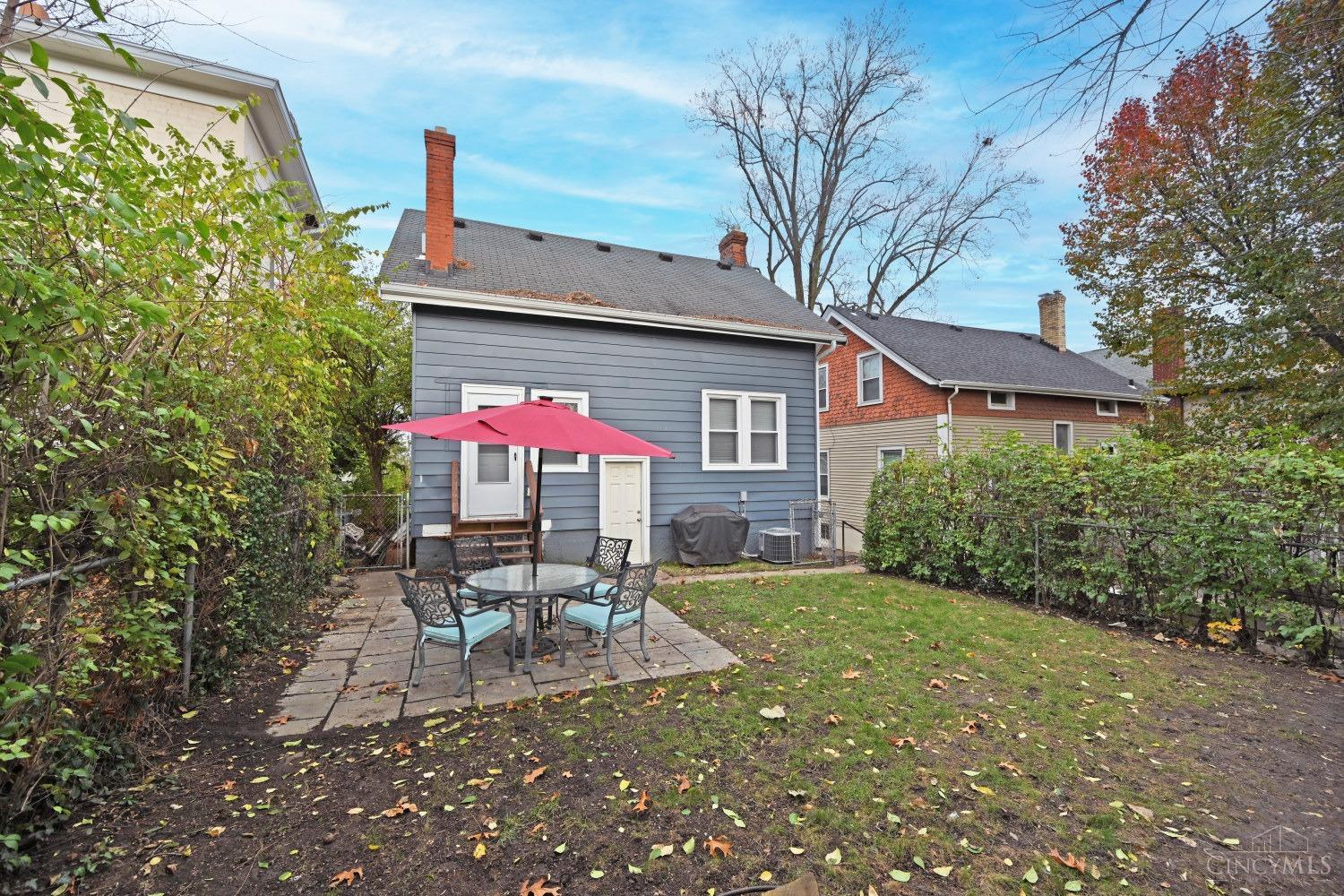 2729 Willard Avenue