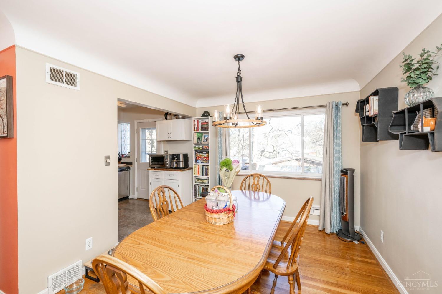 1022 Alnetta Drive
