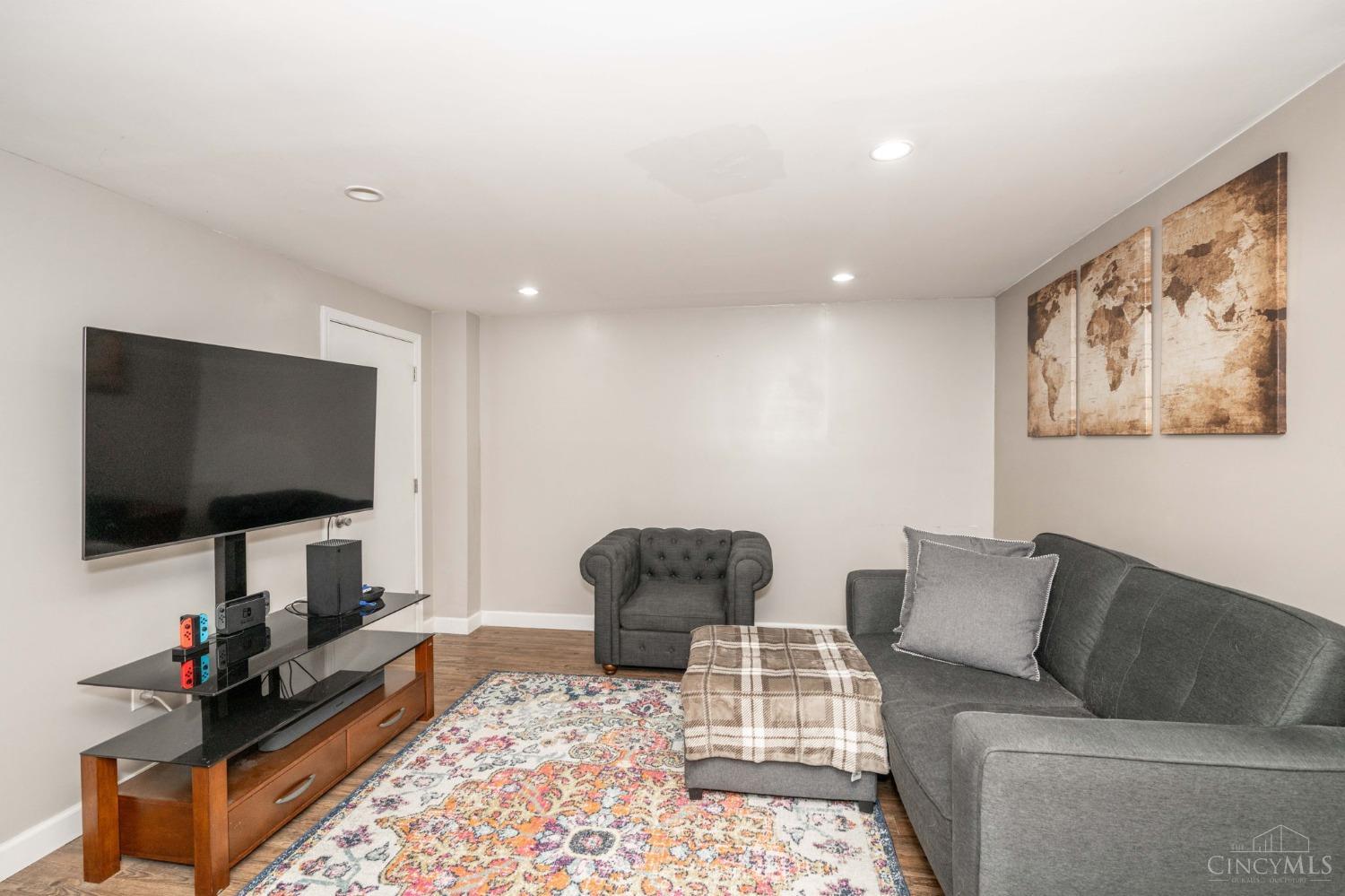 1022 Alnetta Drive