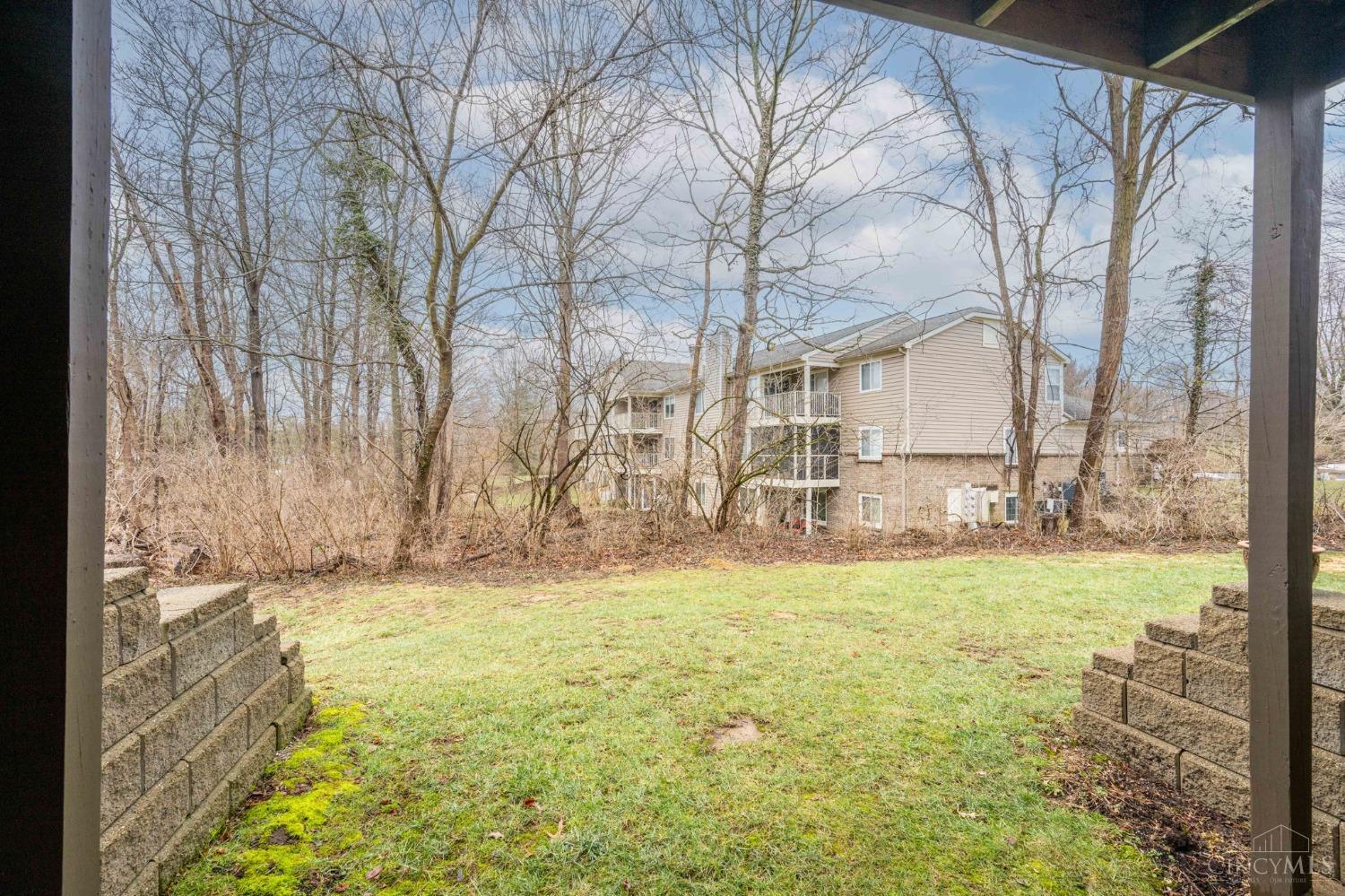5975 Meadowcreek Drive 4