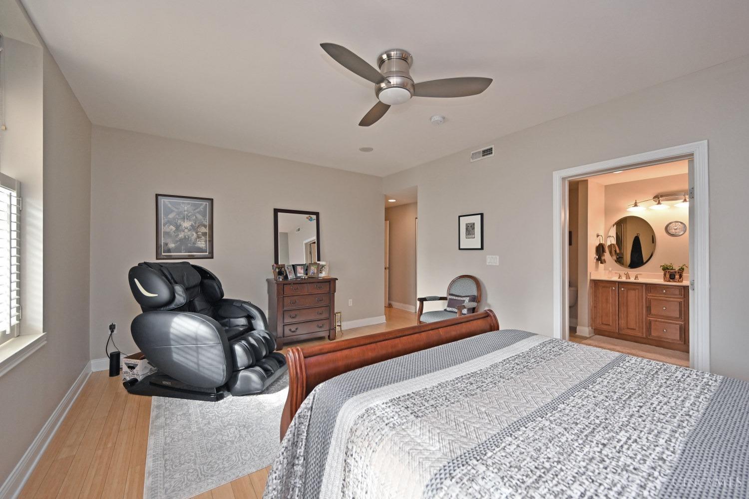 30 E Central Parkway 901
