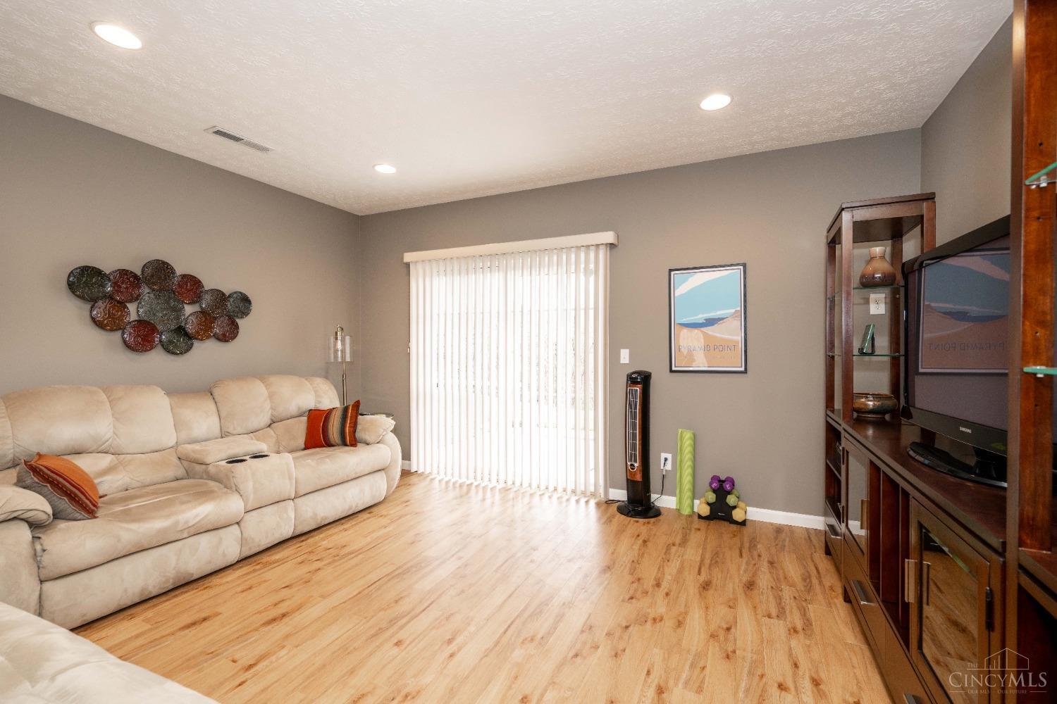 6963 Aspen Point Court