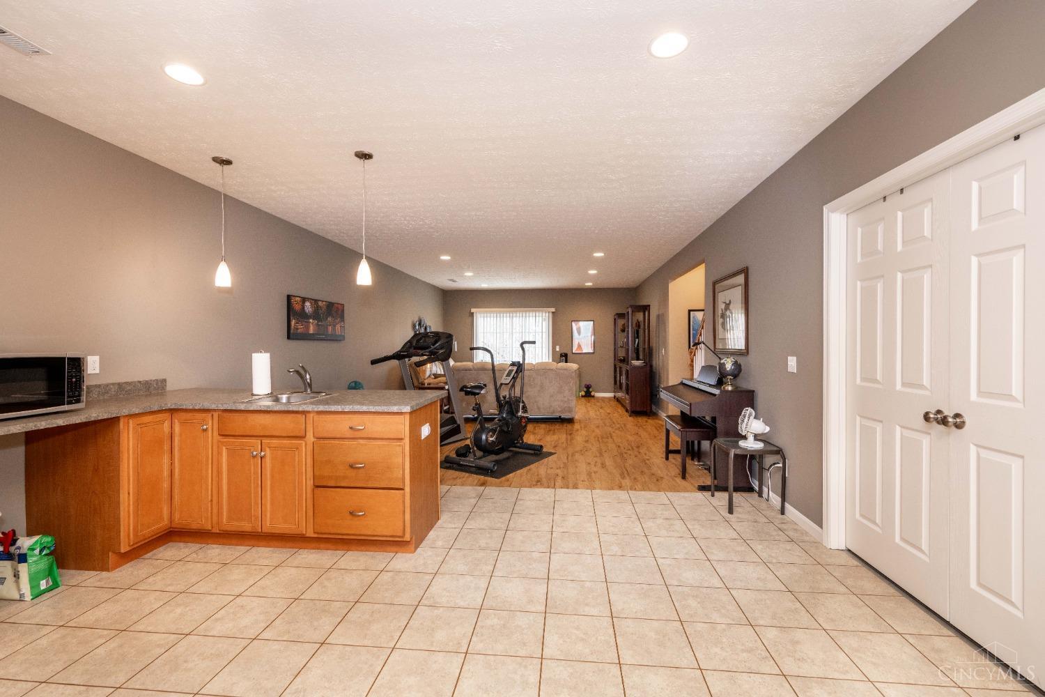 6963 Aspen Point Court