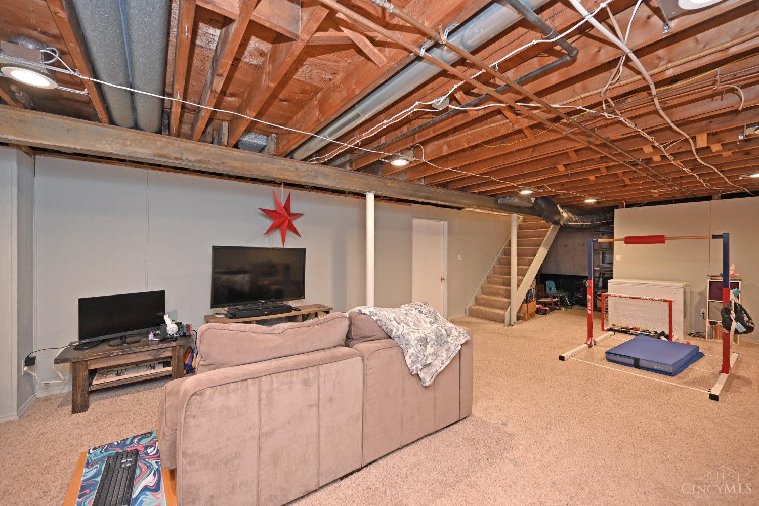 833 Strathcoma Drive