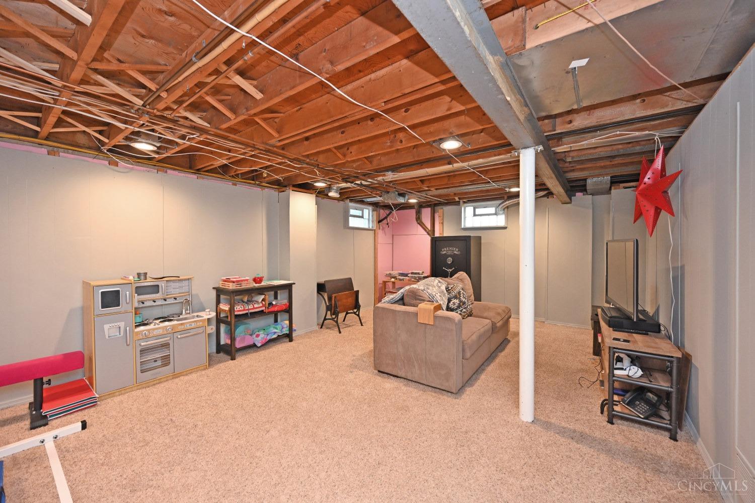 833 Strathcoma Drive