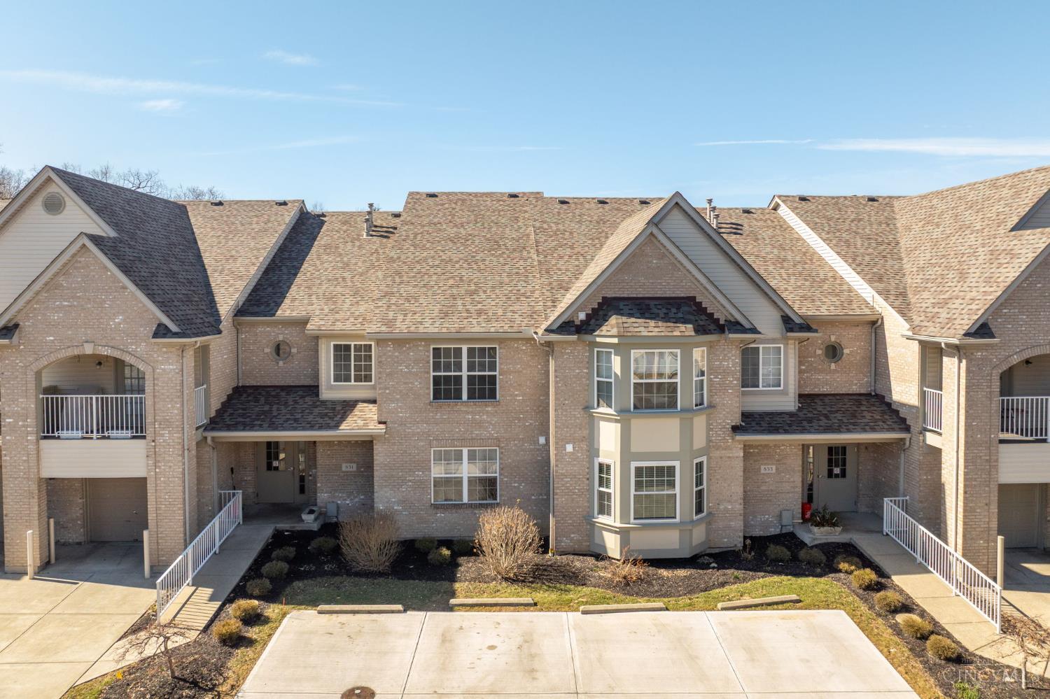 831 Neeb Road 4