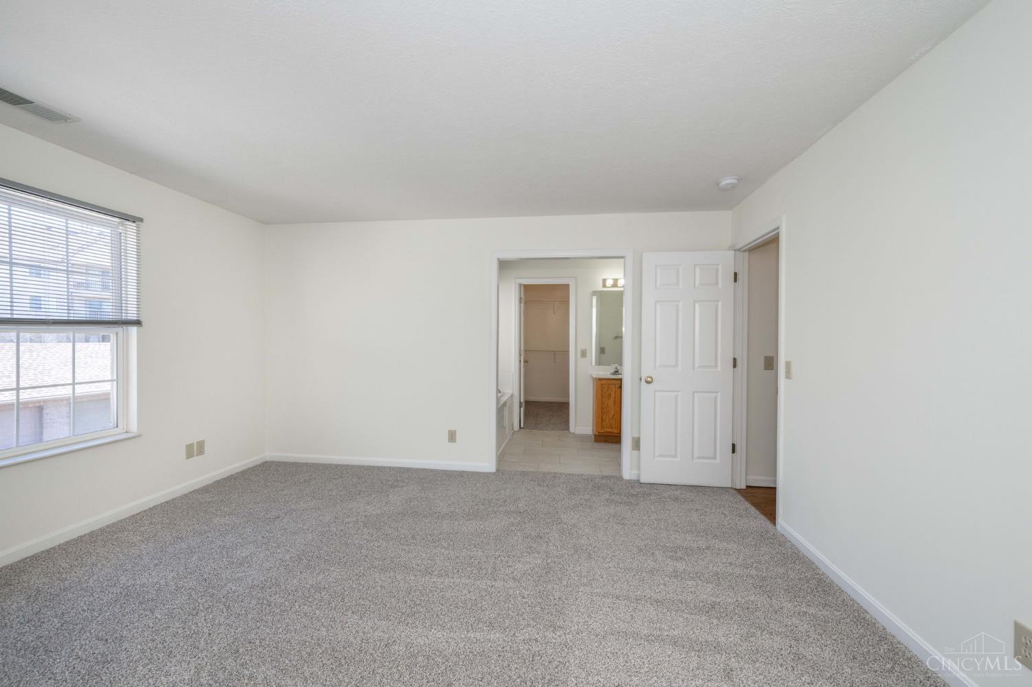831 Neeb Road 4