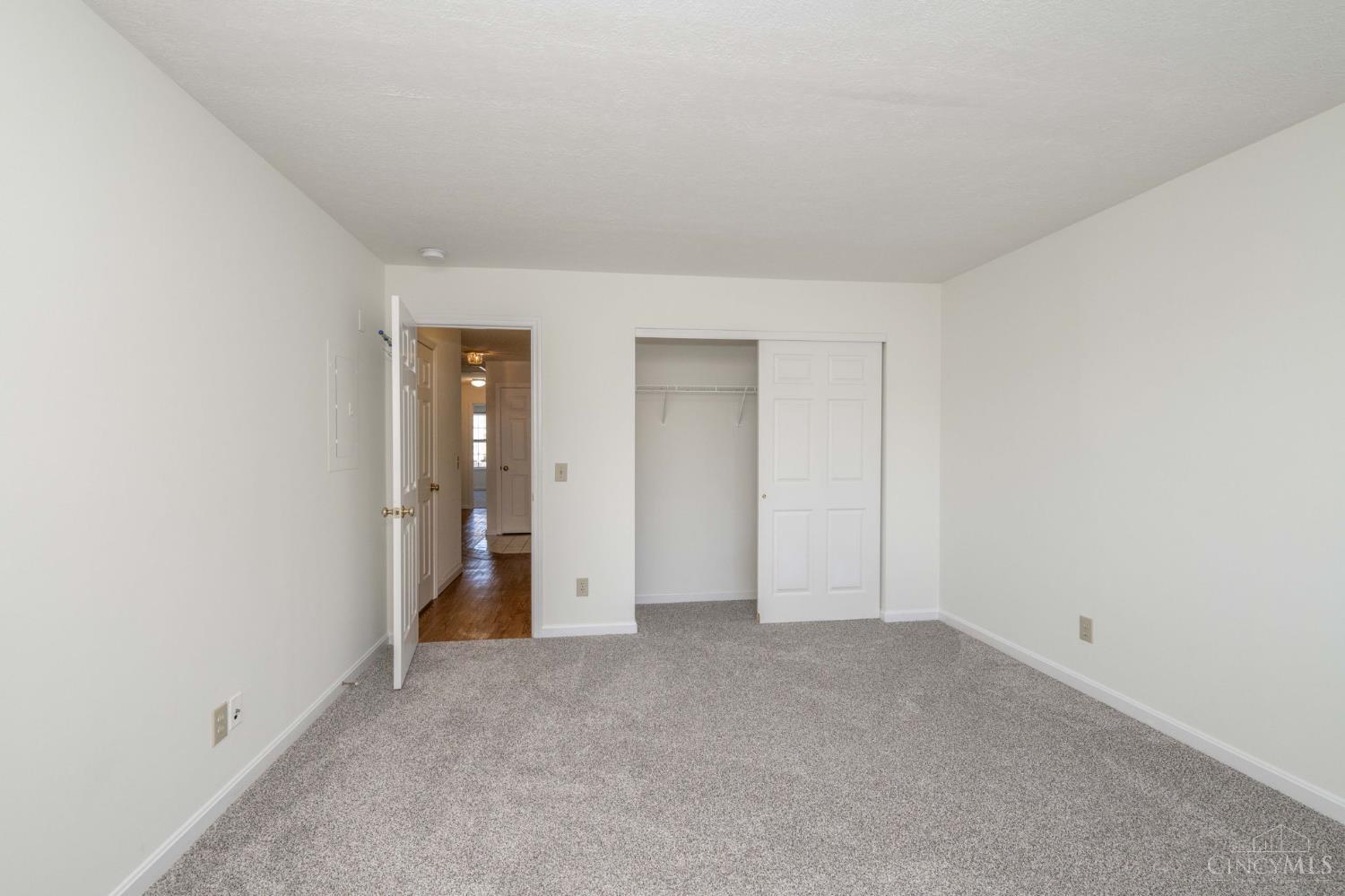 831 Neeb Road 4