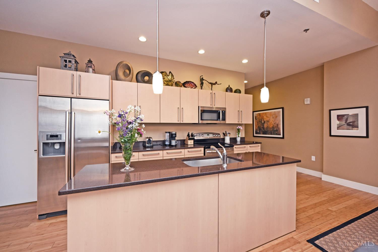 15 W Fourth Street 413