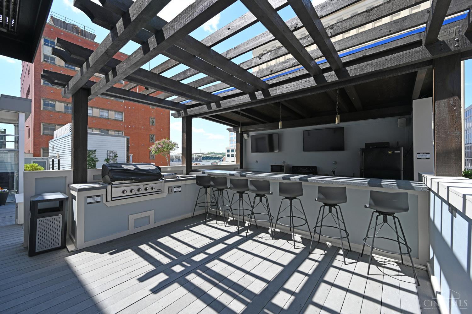 15 W Fourth Street 413