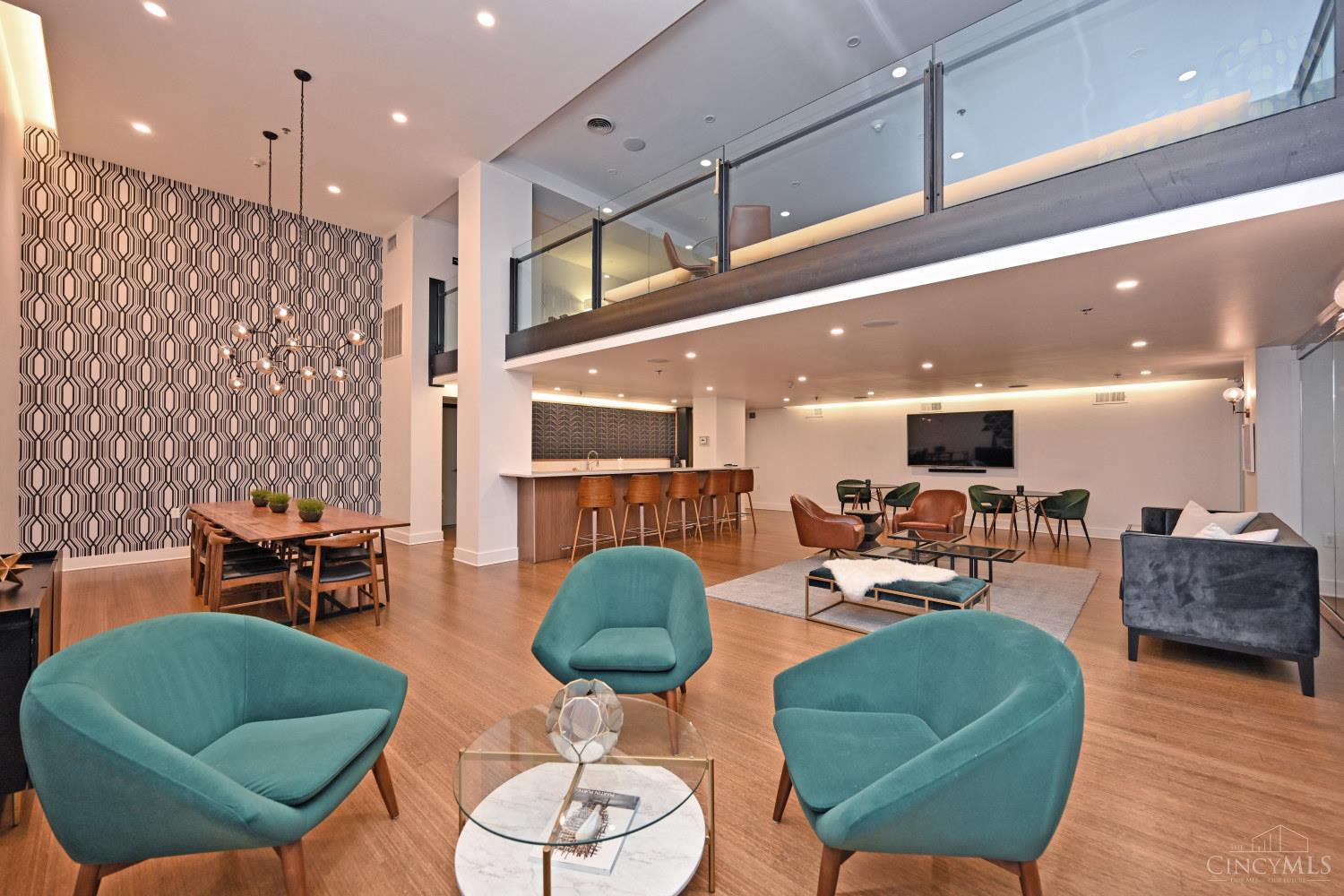 15 W Fourth Street 413