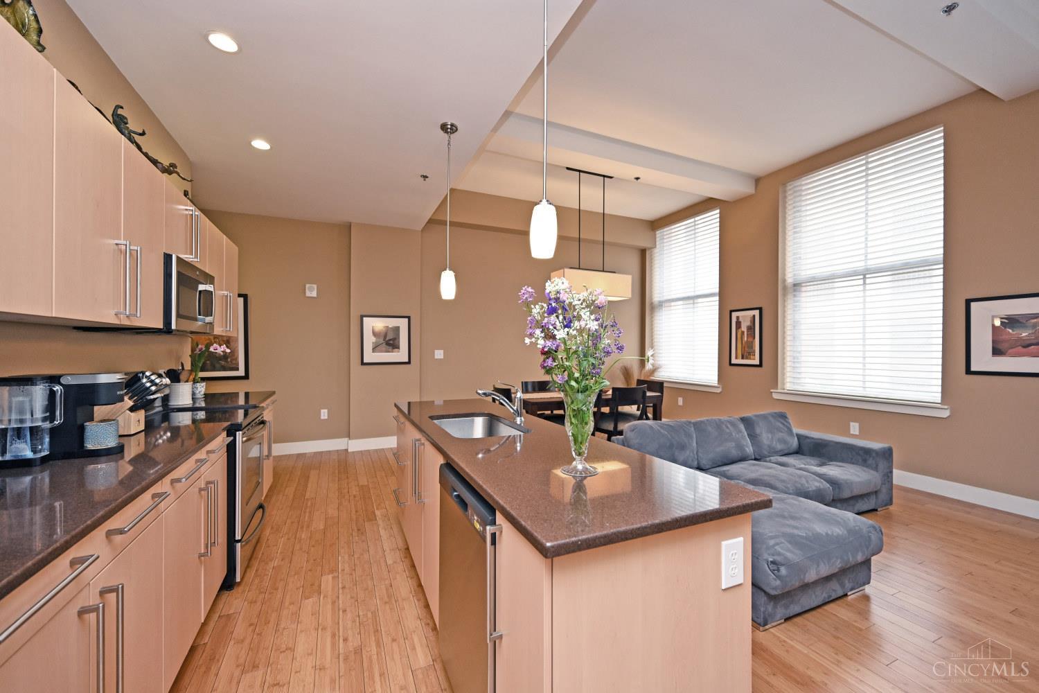 15 W Fourth Street 413