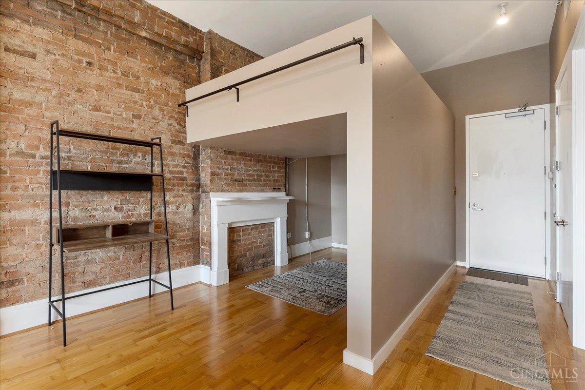 1207 Vine Street I