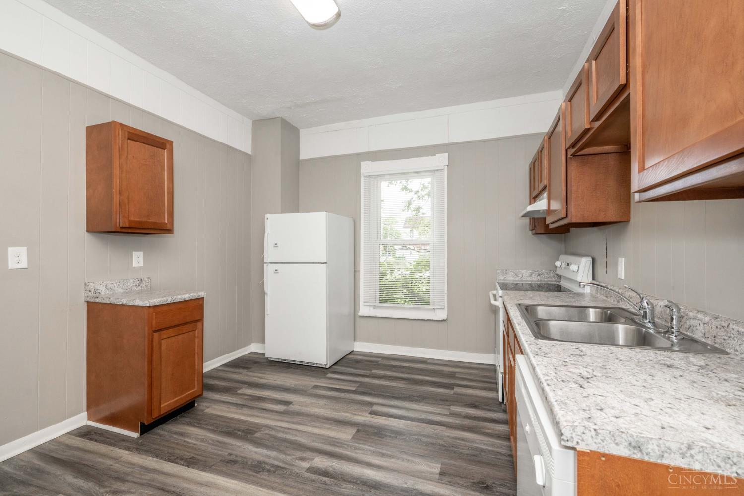 5109 Kenwood Road