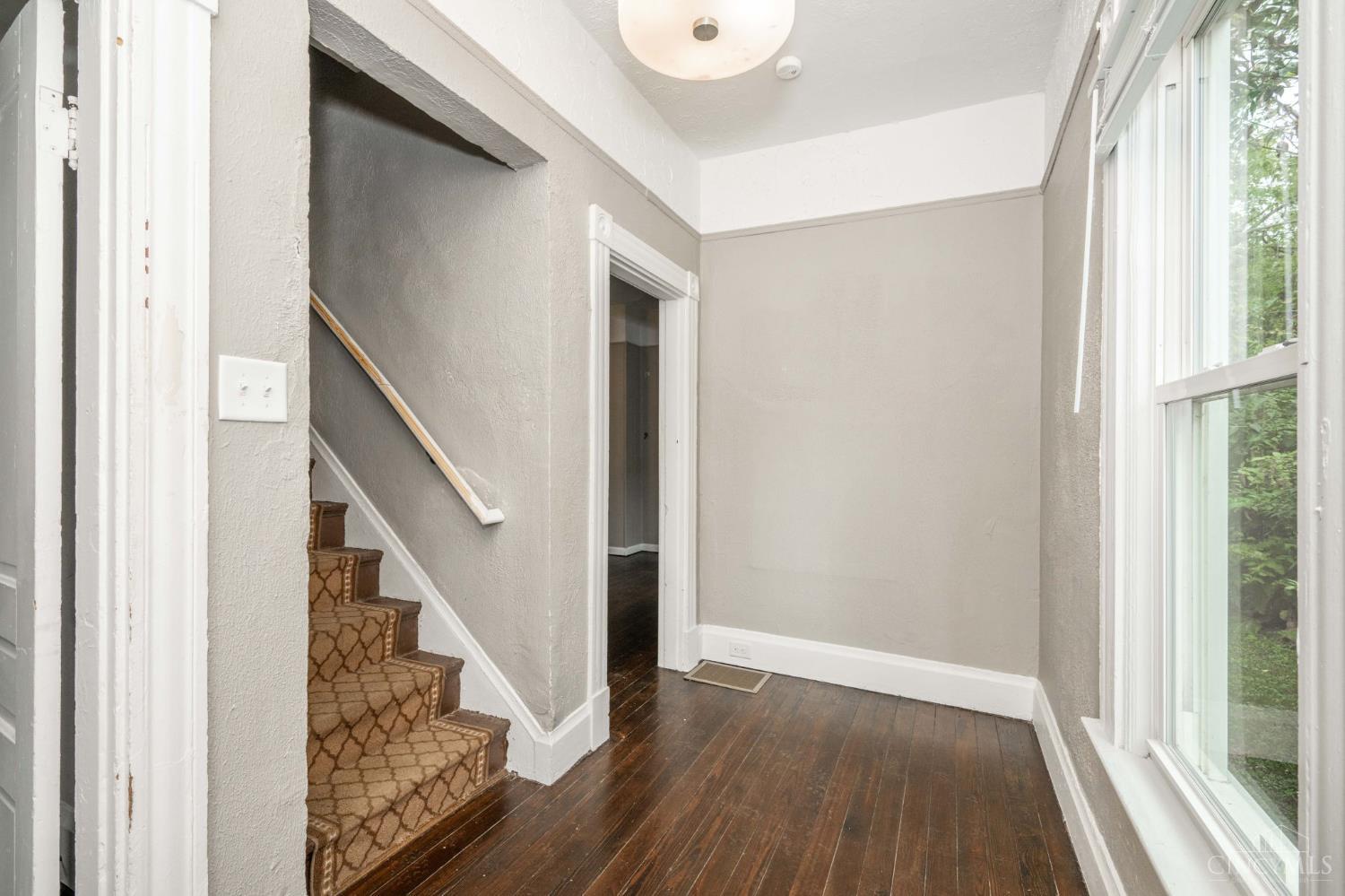 5109 Kenwood Road
